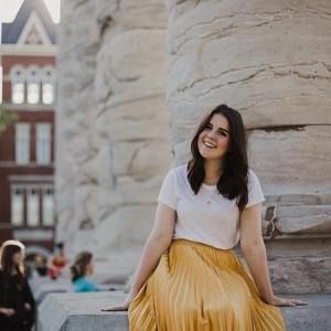 Meet your Posher, Abby